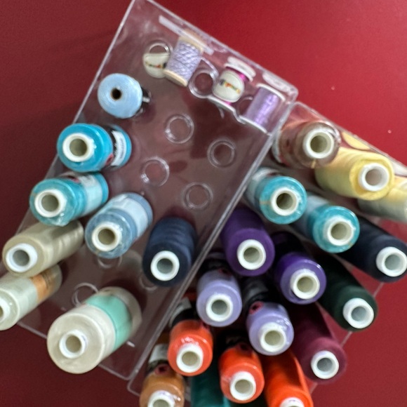 Bundle of Thread & Fat Quarters and much more- mostly all new - Picture 16 of 16